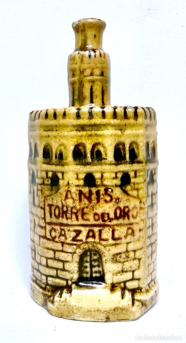 Coleccionismo de vinos y licores: BOTELLIN CERAMICA ANIS TORRE DEL ORO CAZALLA