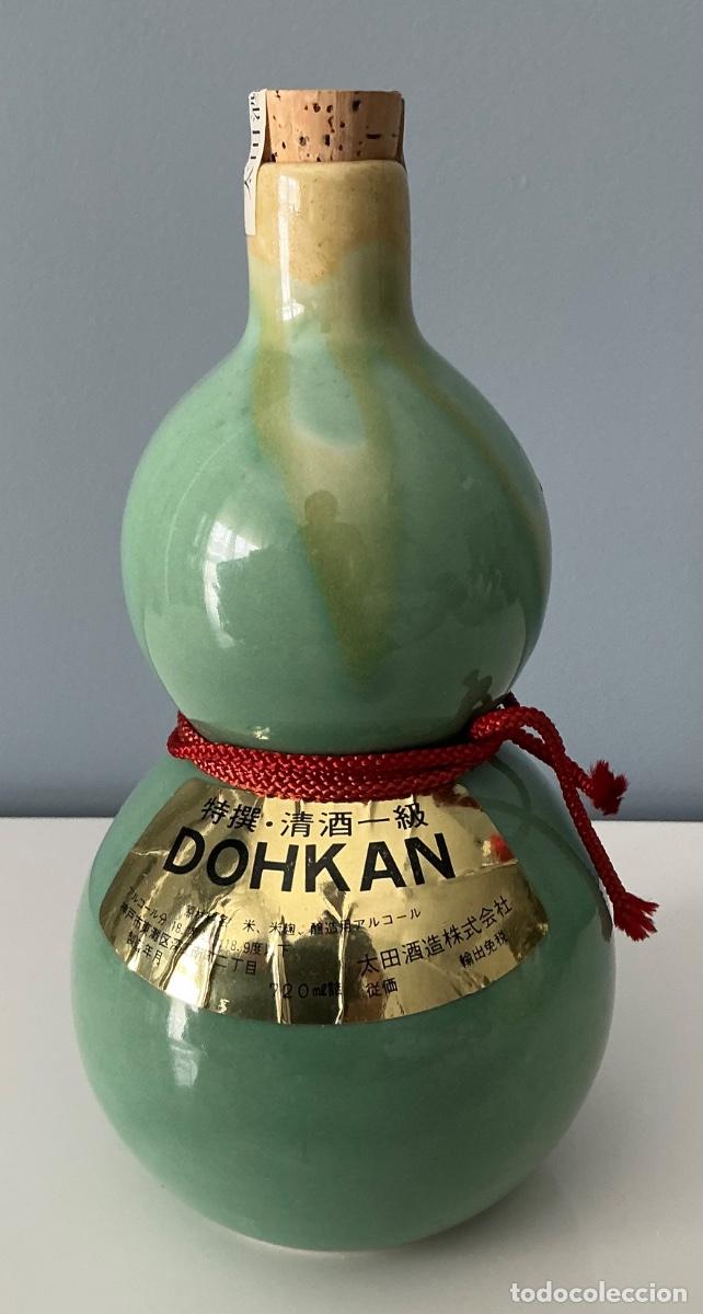Coleccionismo de vinos y licores: Botella Vintage Sake Japon&eacute;s DOHKAN - Cer&aacute;mica Celad&oacute;n Calabaza (A&ntilde;os 70/80) - &iexcl;PRECINTADA!