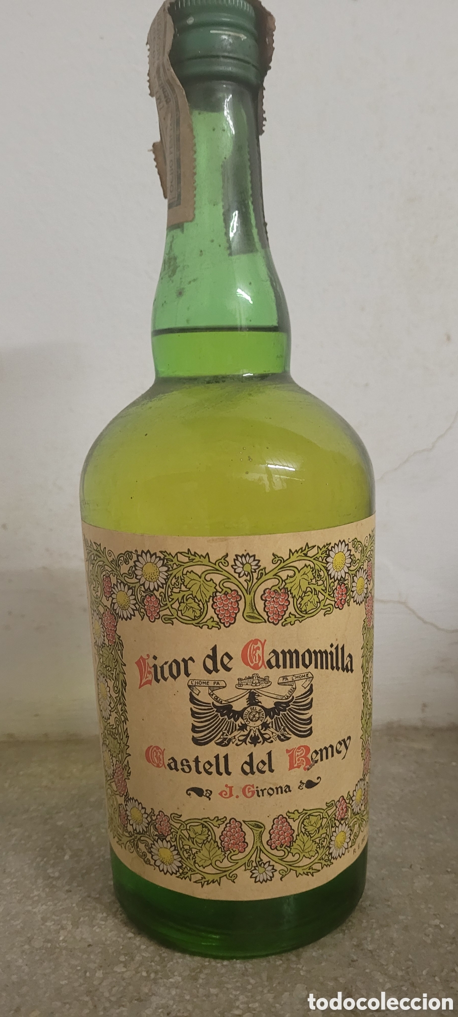 Coleccionismo de vinos y licores: Licor de camamilla, Castell del Remei, sin abrir,precinto,a&ntilde;os 70