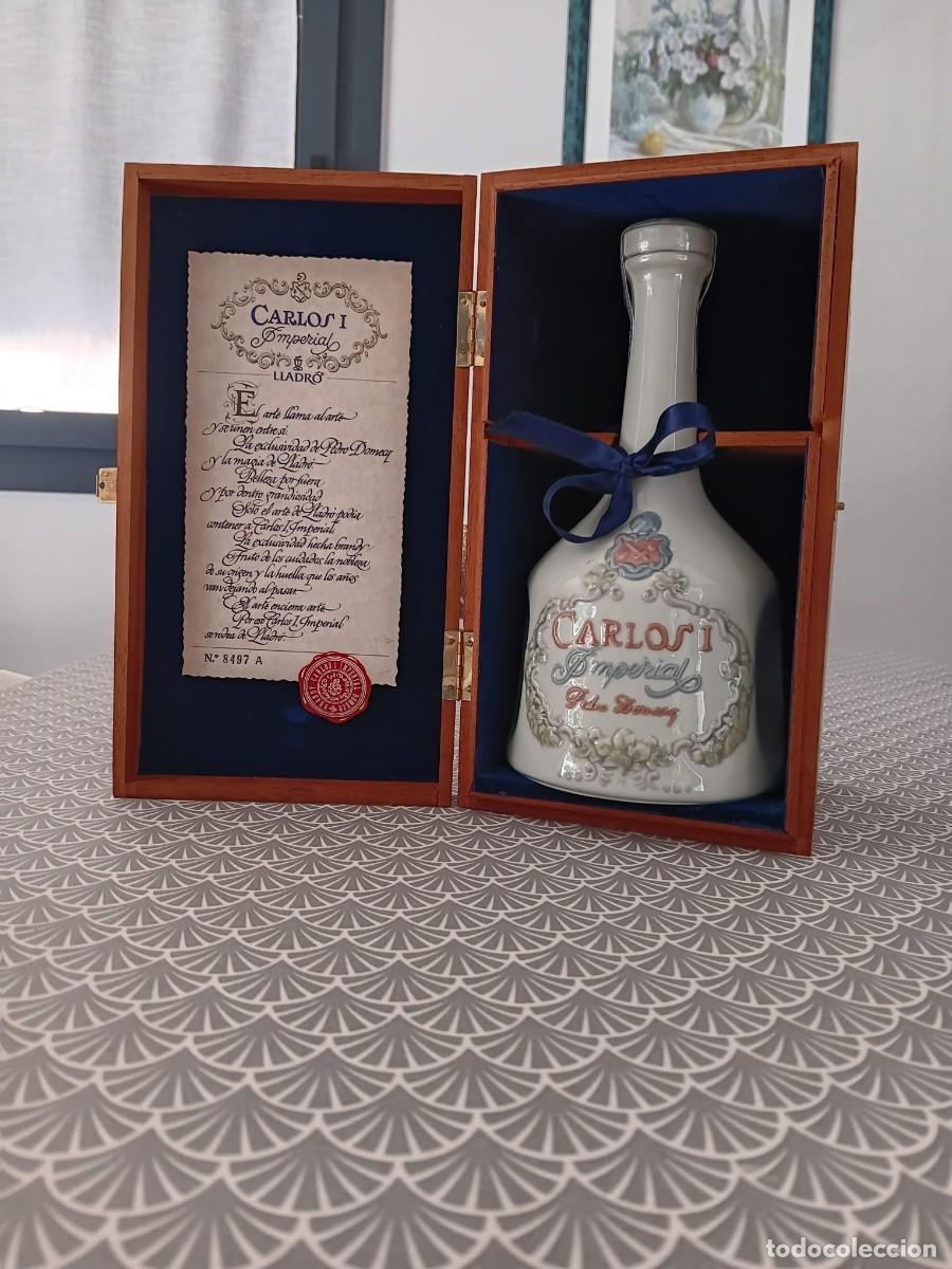 Coleccionismo de vinos y licores: Botella brandy Carlos I Imperial de Lladr&oacute;
