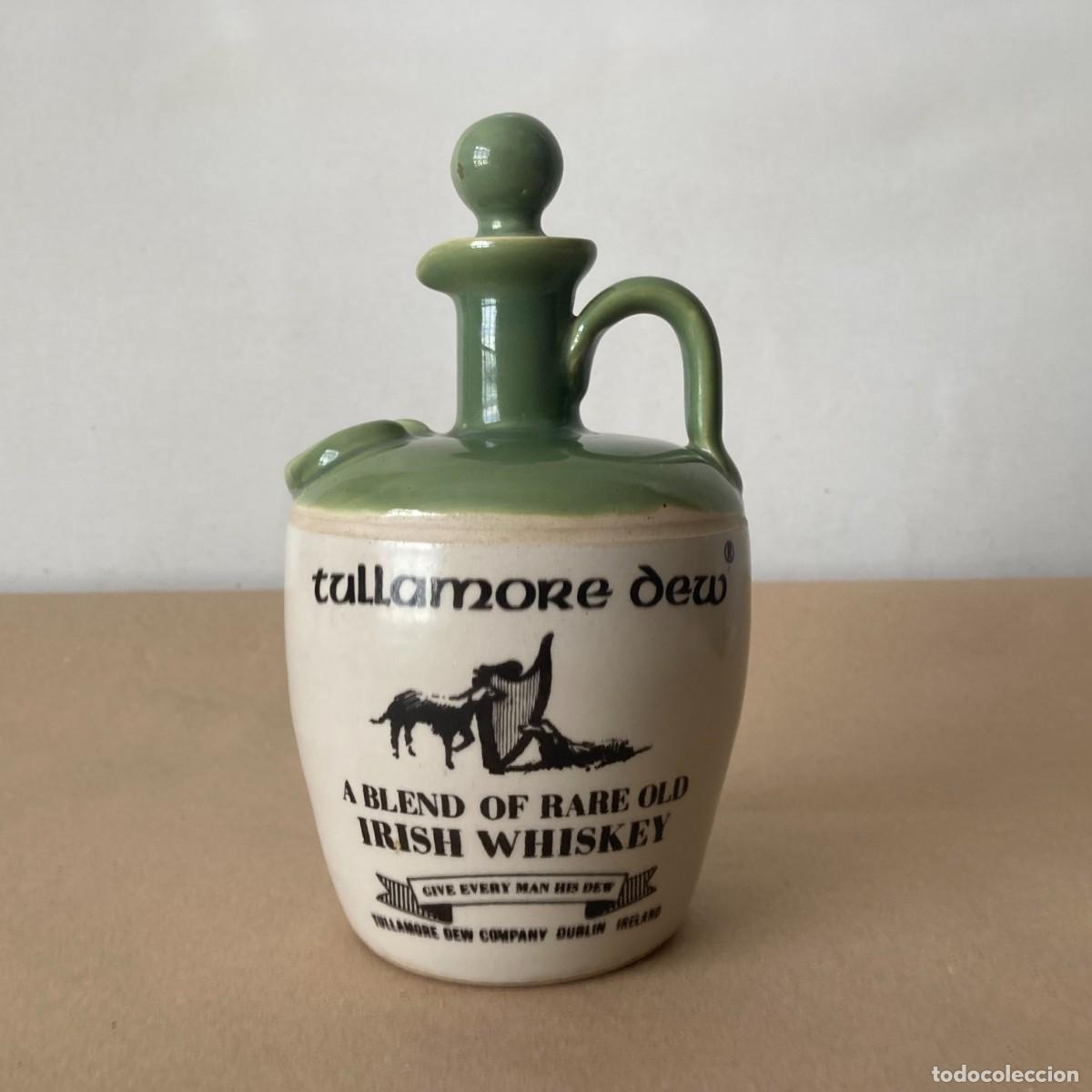 Coleccionismo de vinos y licores: BOTELLA CER&Aacute;MICA CANECA, TULLAMORE DEW IRISH WHISKY, DUBLINA IRELAND, VAC&Iacute;A