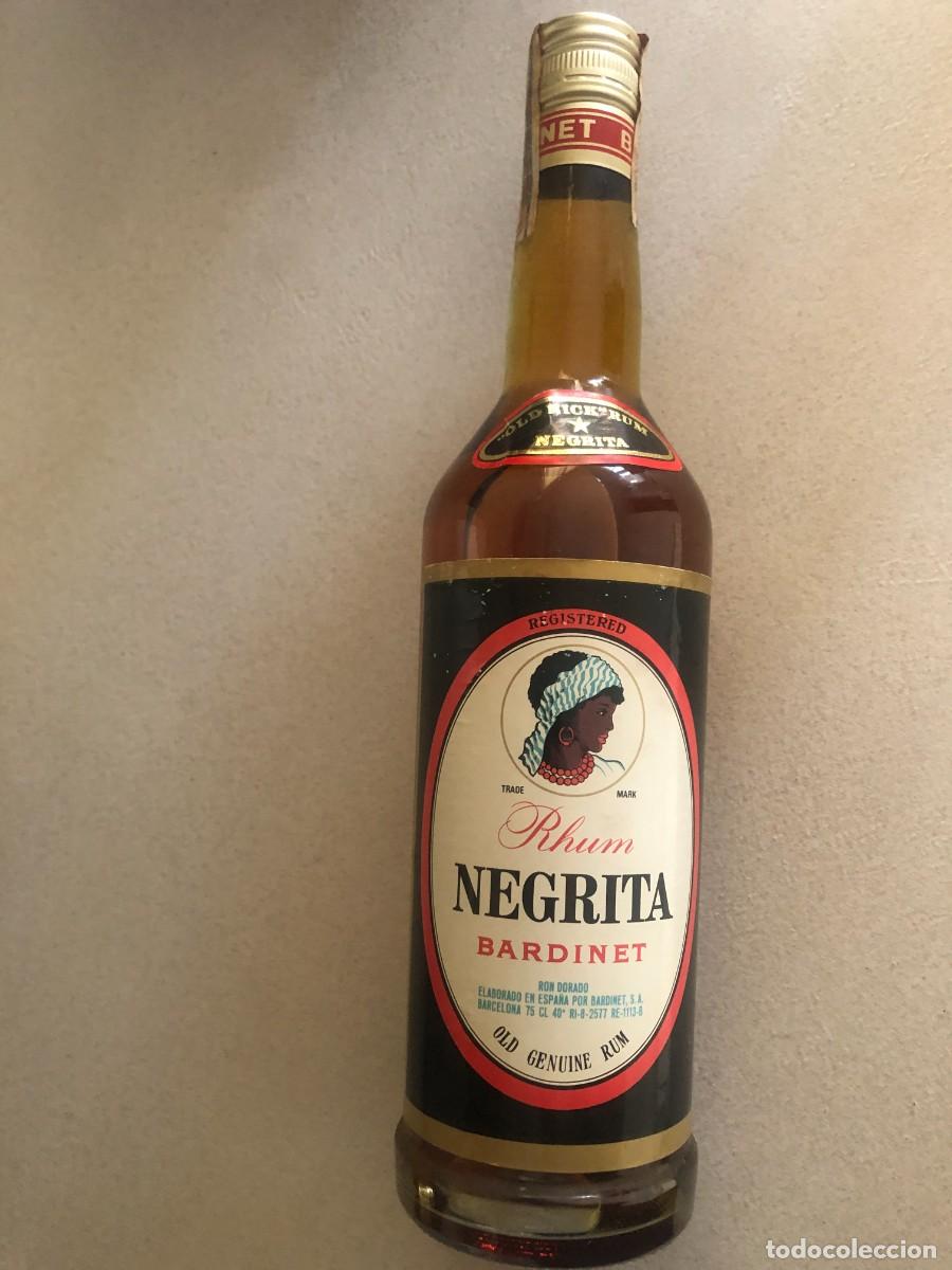 Coleccionismo de vinos y licores: Btoella de ron Negrita