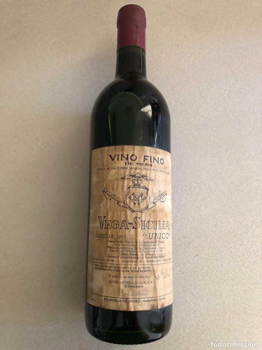 Coleccionismo de vinos y licores: Botella de vino Vega Sicilia. Cosecha 1969