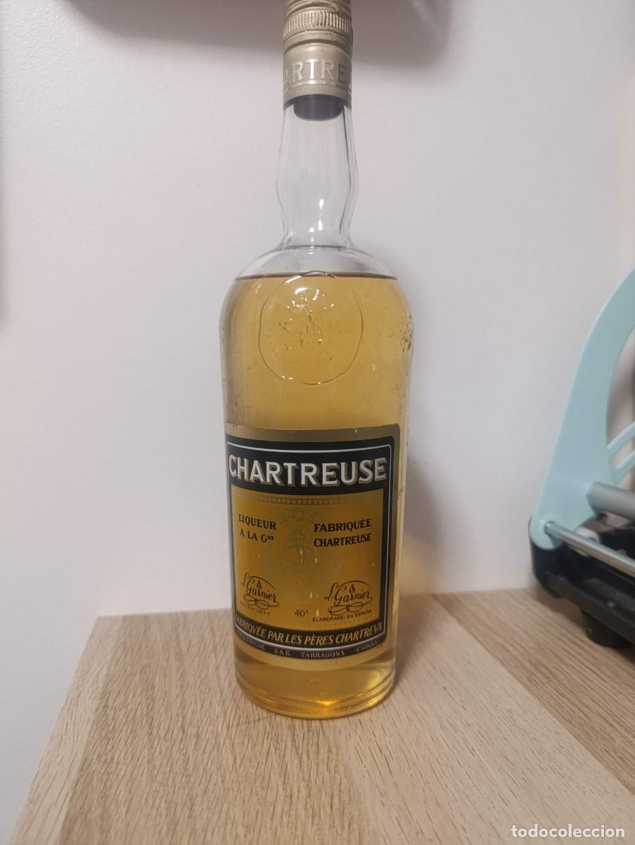 Coleccionismo de vinos y licores: Chartreuse Amarillo y torres