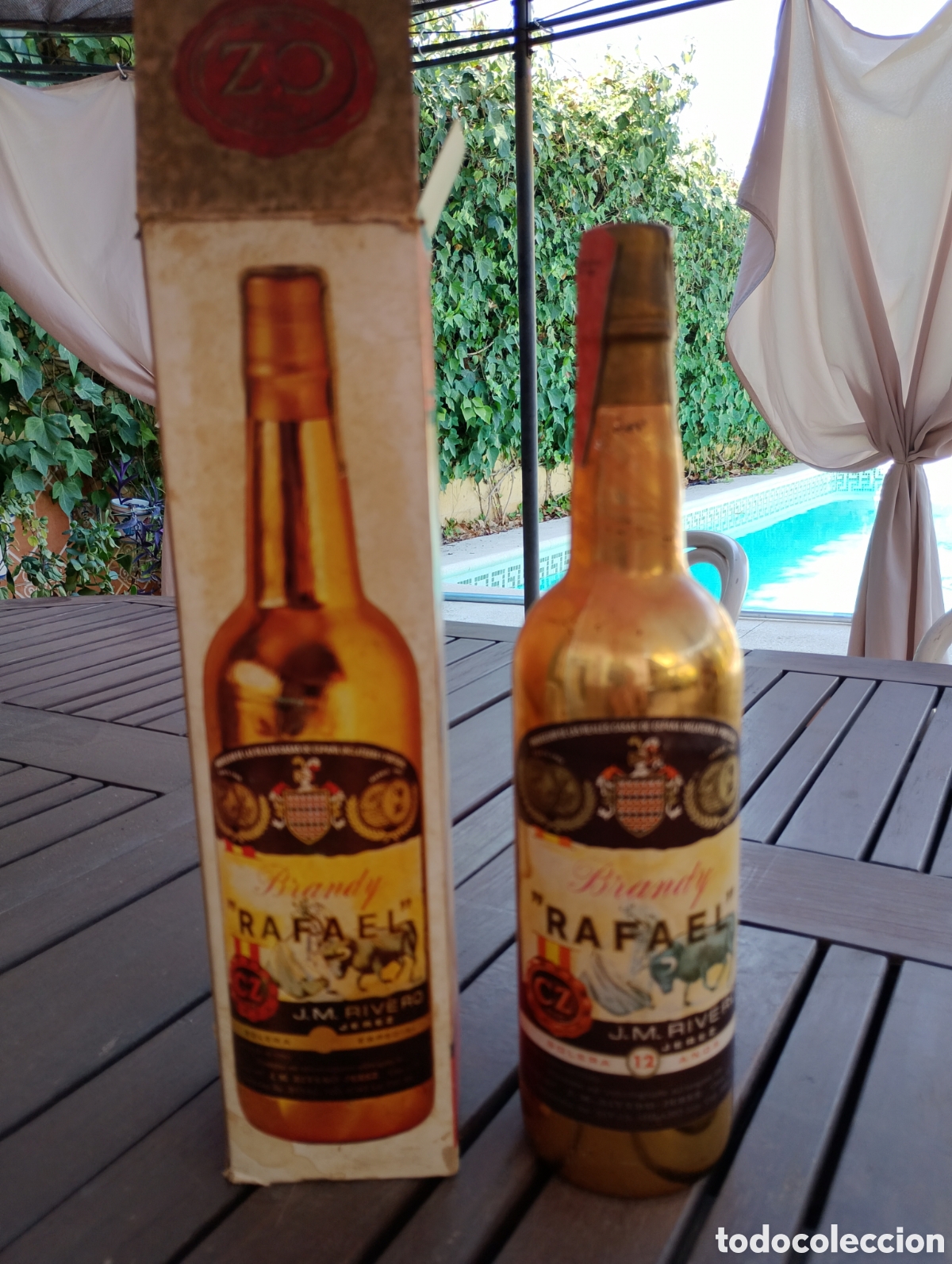 Coleccionismo de vinos y licores: Brandy Rafael con su caja - Foto 3