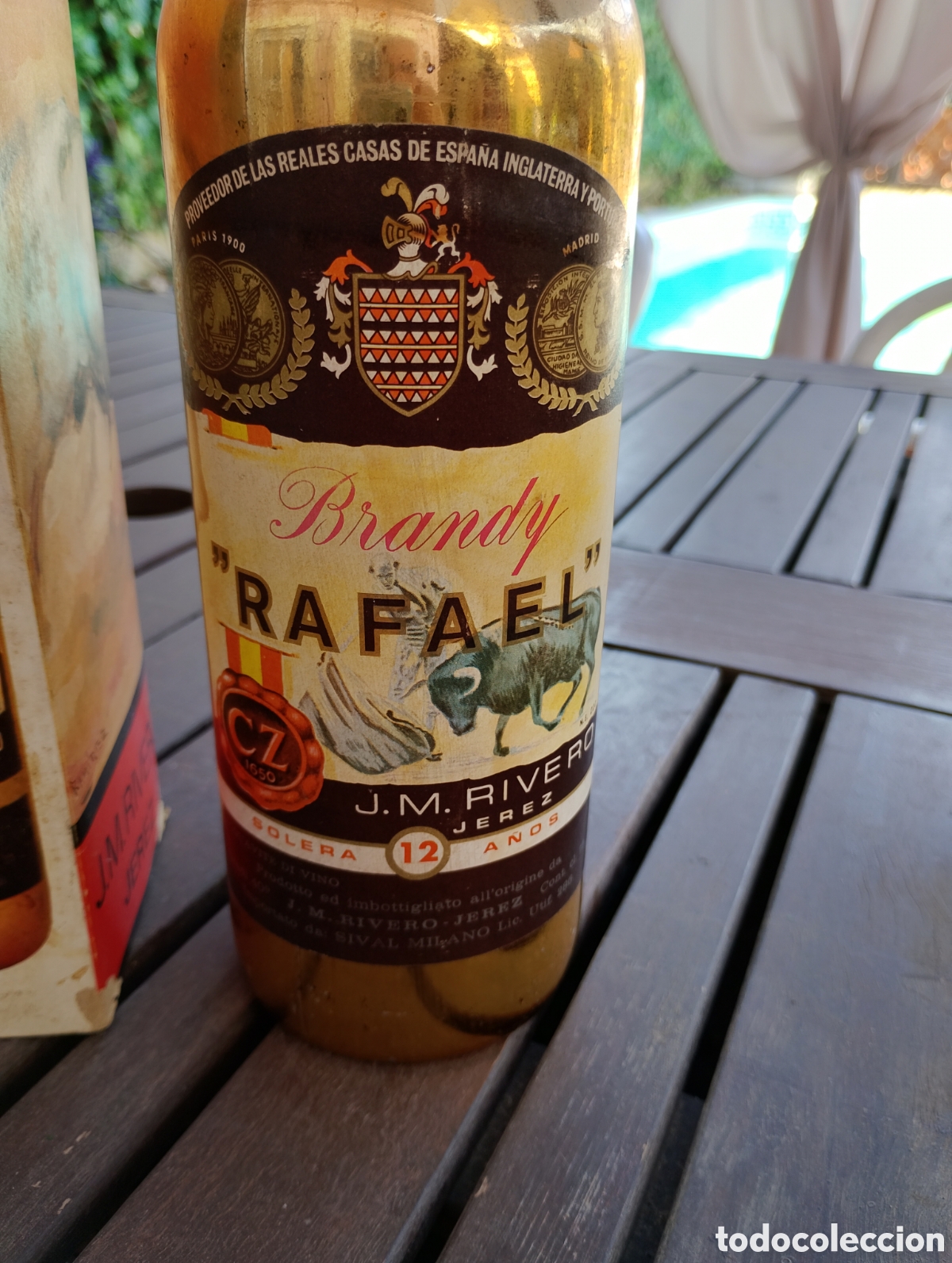 Coleccionismo de vinos y licores: Brandy Rafael con su caja - Foto 4