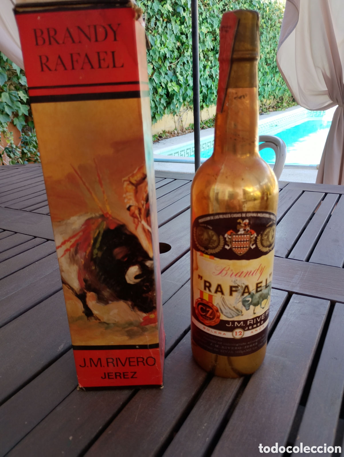 Coleccionismo de vinos y licores: Brandy Rafael con su caja