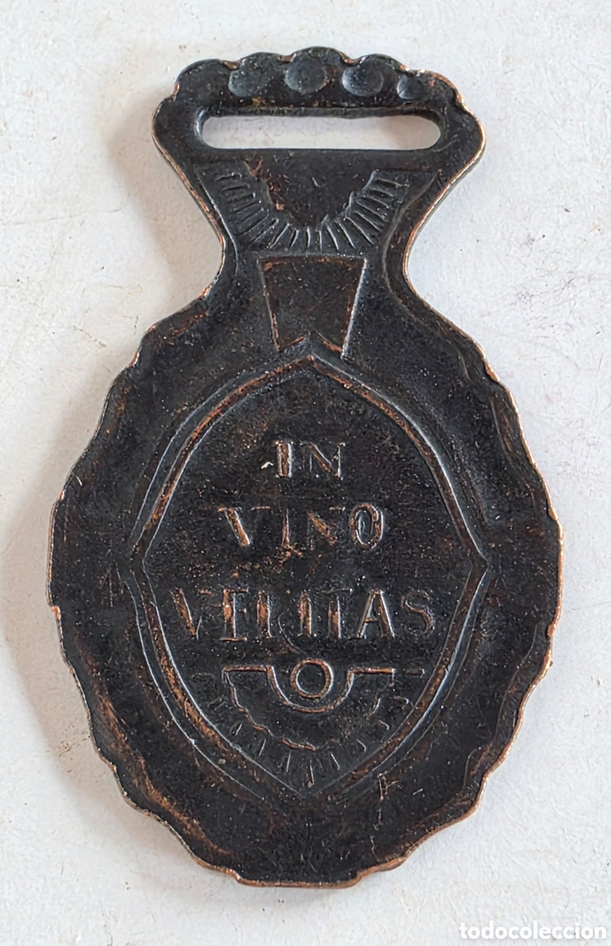 Collectionnisme de vins et liqueurs: Antigua Medallita In Vino Veritas