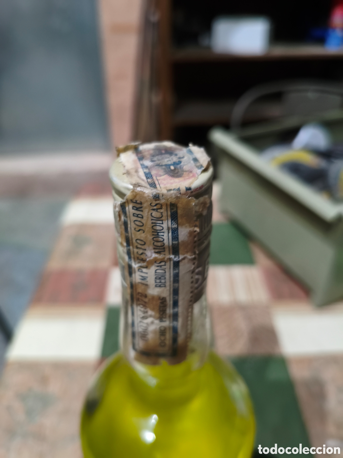 Coleccionismo de vinos y licores: Botella Chartreuse 43 grados - Foto 3