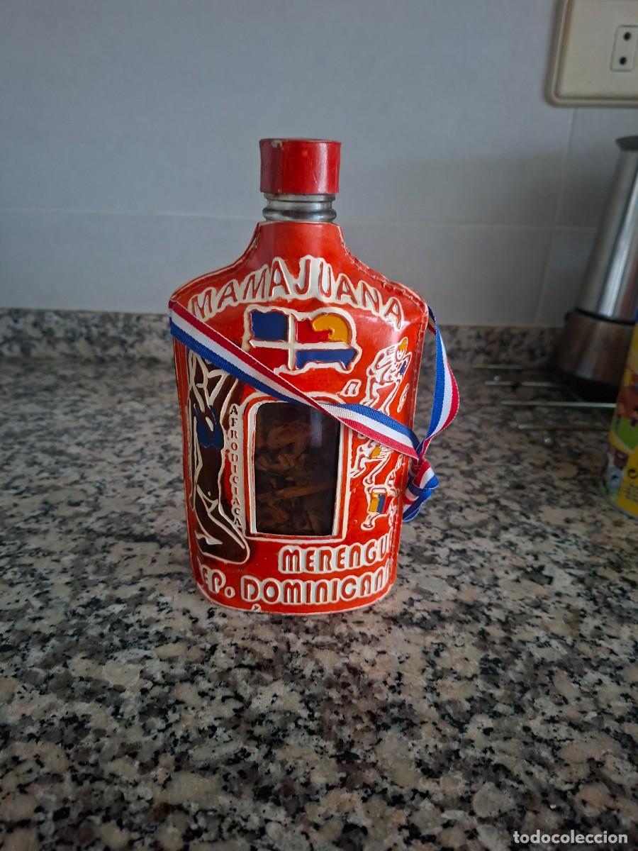 Coleccionismo de vinos y licores: Botella de Mamajuana espirituosa de merengue de Republica Dominicana