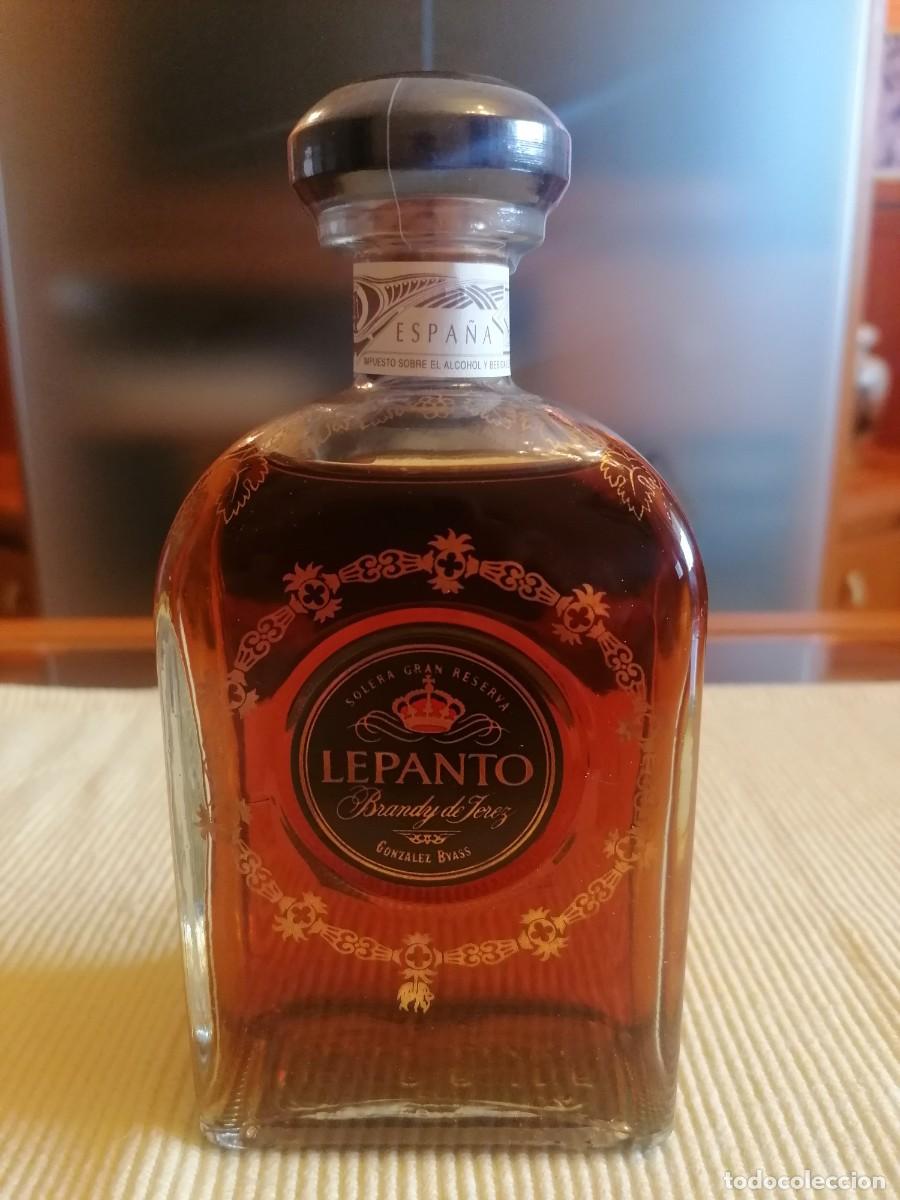Coleccionismo de vinos y licores: Botella Antigua Brandy Lepanto Gonz&aacute;lez Byass - Solera Gran Reserva (A&ntilde;os 80/90) - Con Sello Fiscal