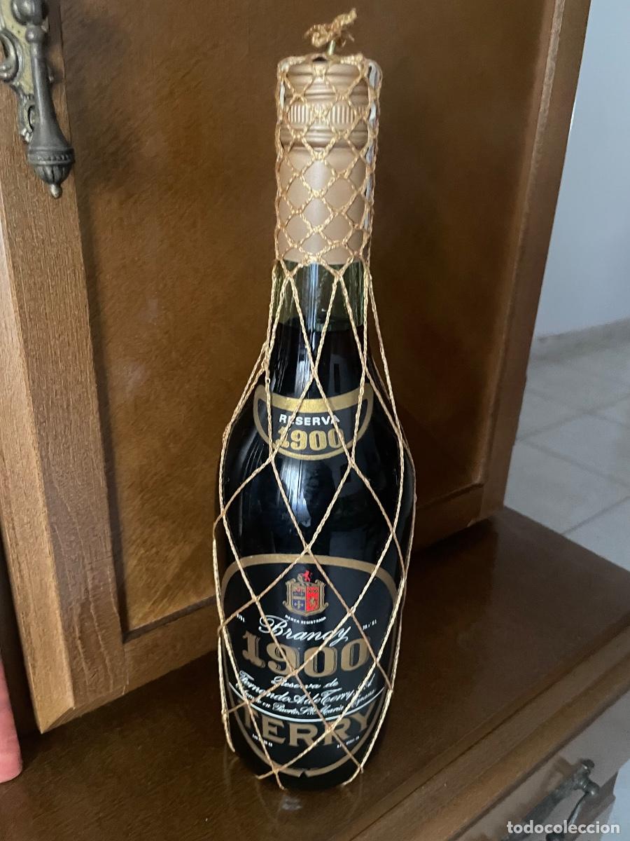 Coleccionismo de vinos y licores: Botella Brandy 1900 Terry - Foto 2