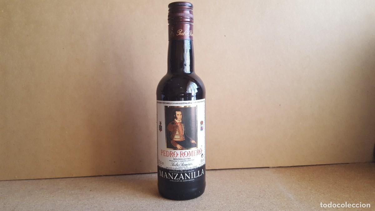 Coleccionismo de vinos y licores: Botella/botell&iacute;n manzanilla fina Pedro Romero. 37,5cl. VAC&Iacute;A.