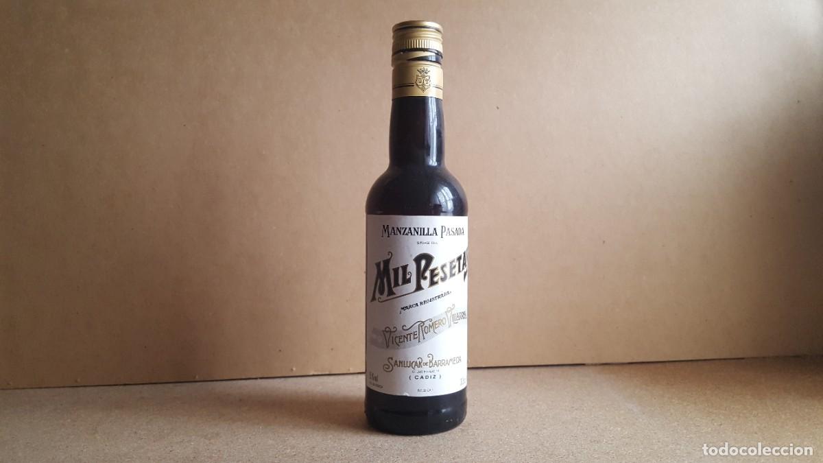 Coleccionismo de vinos y licores: Botella/botell&iacute;n manzanilla pasada Mil Pesetas. 37,5cl. VAC&Iacute;A.
