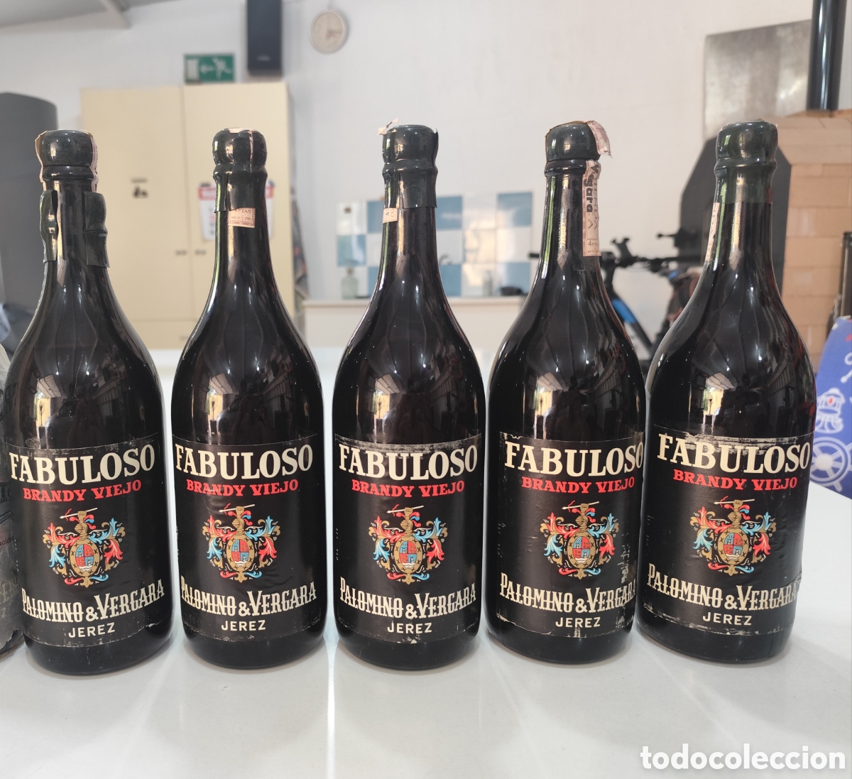 Coleccionismo de vinos y licores: Lote 5 botellas Fabuloso Brandy Viejo Palomino & Vergara Jerez &ndash; 1 L &ndash; a&ntilde;os 60/70