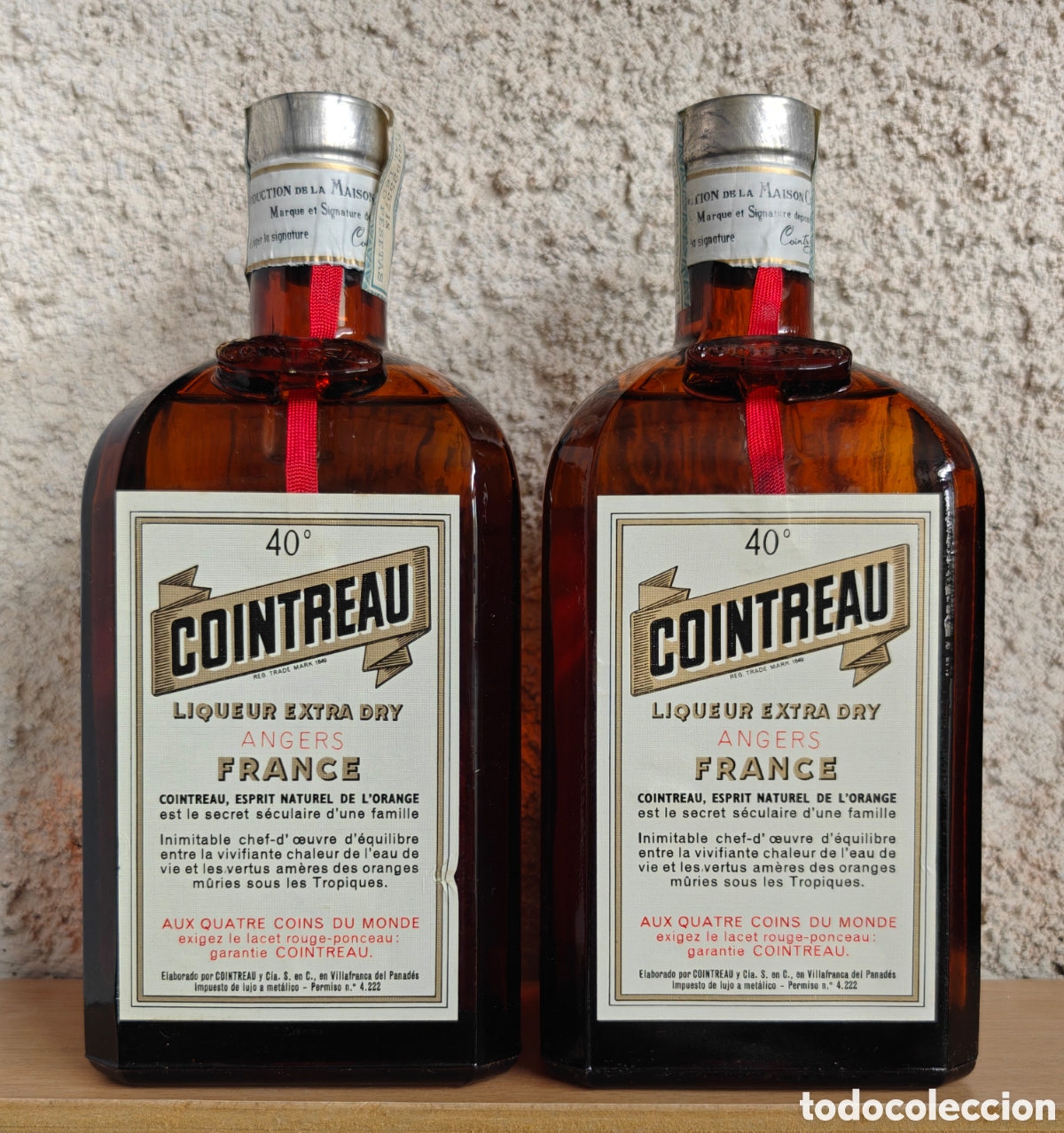 Coleccionismo de vinos y licores: 2 Botellas Cointreau A&ntilde;os 60