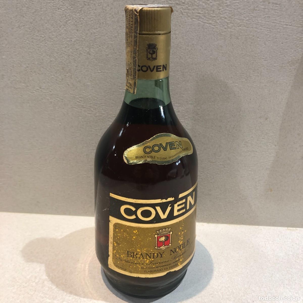Coleccionismo de vinos y licores: Antigua botella de Brandy Noble COVEN. Precinto 8pts.