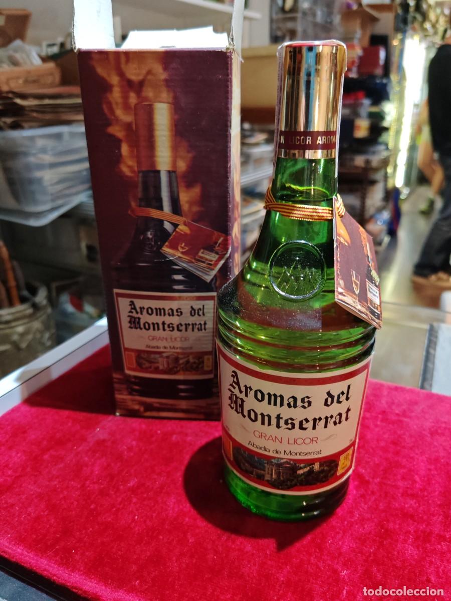 Collectionnisme de vins et liqueurs: botella licor aromas del Montserrat a&ntilde;os 70..80. con caja