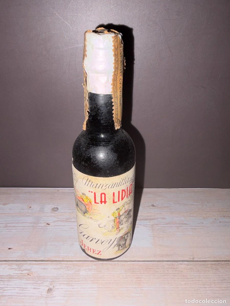 Collection of wines and liquors: BOTELL&Iacute;N. MANZANILLA LA LIDIA. GARVEY. JEREZ
