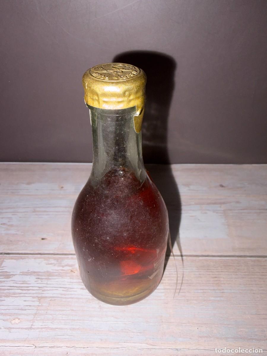 Coleccionismo de vinos y licores: BOTELL&Iacute;N. COGNAC. ALBERT ROBIN - Foto 2