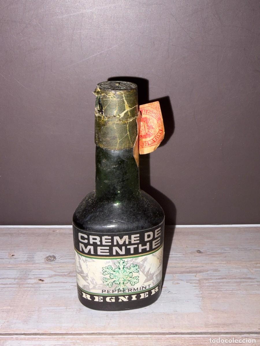 Coleccionismo de vinos y licores: BOTELL&Iacute;N. CREMA DE MENTA. CREME DE MENTHE. PEPPERMINT. REGNIER.