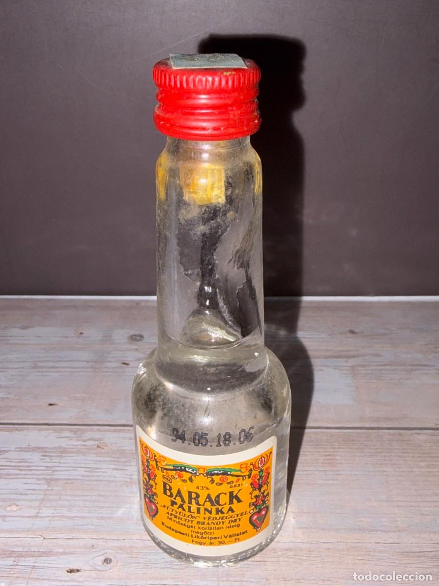 Coleccionismo de vinos y licores: BOTELL&Iacute;N. BARACK PALINKA.