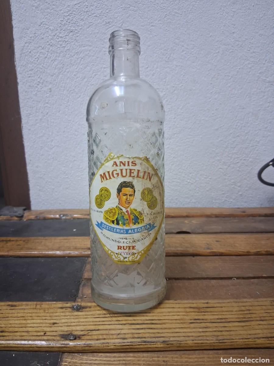 Collection of wines and liquors: Botella de anis Miguelin Rute Raimundo Ecija Garc&iacute;a