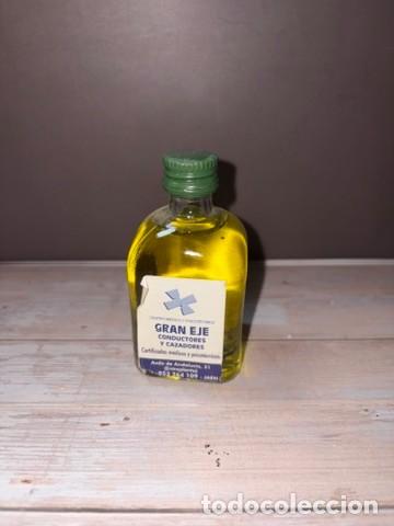 Coleccionismo de vinos y licores: BOTELL&Iacute;N. ACEITE. CENTRO MEDICO Y PSICOTECNICO GRAN EJE CONDUCTORES Y CAZADORES
