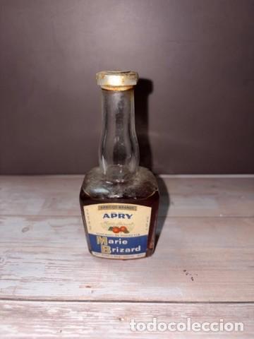 Colecionismo de vinhos e licores: BOTELL&Iacute;N. APRY LIQUEUR. MARIE BRIZARD