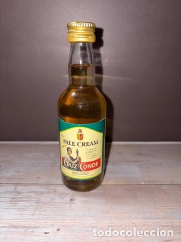 Coleccionismo de vinos y licores: BOTELL&Iacute;N. PALE CREAM. CRUZ CONDE