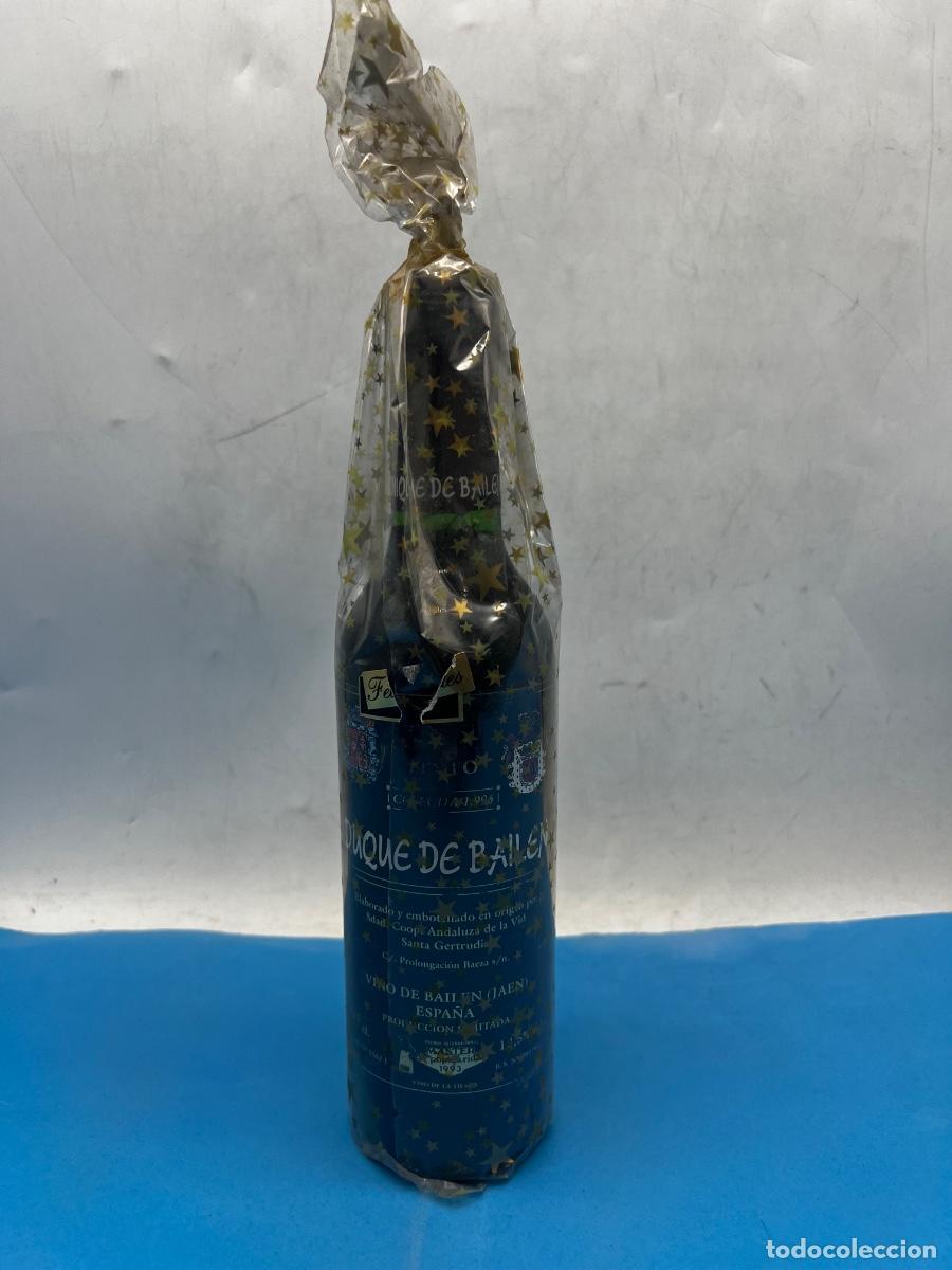 Coleccionismo de vinos y licores: BOTELLA. DUQUE DE BAIL&Eacute;N. VINO DE BAIL&Eacute;N, JA&Eacute;N. 37 CL.