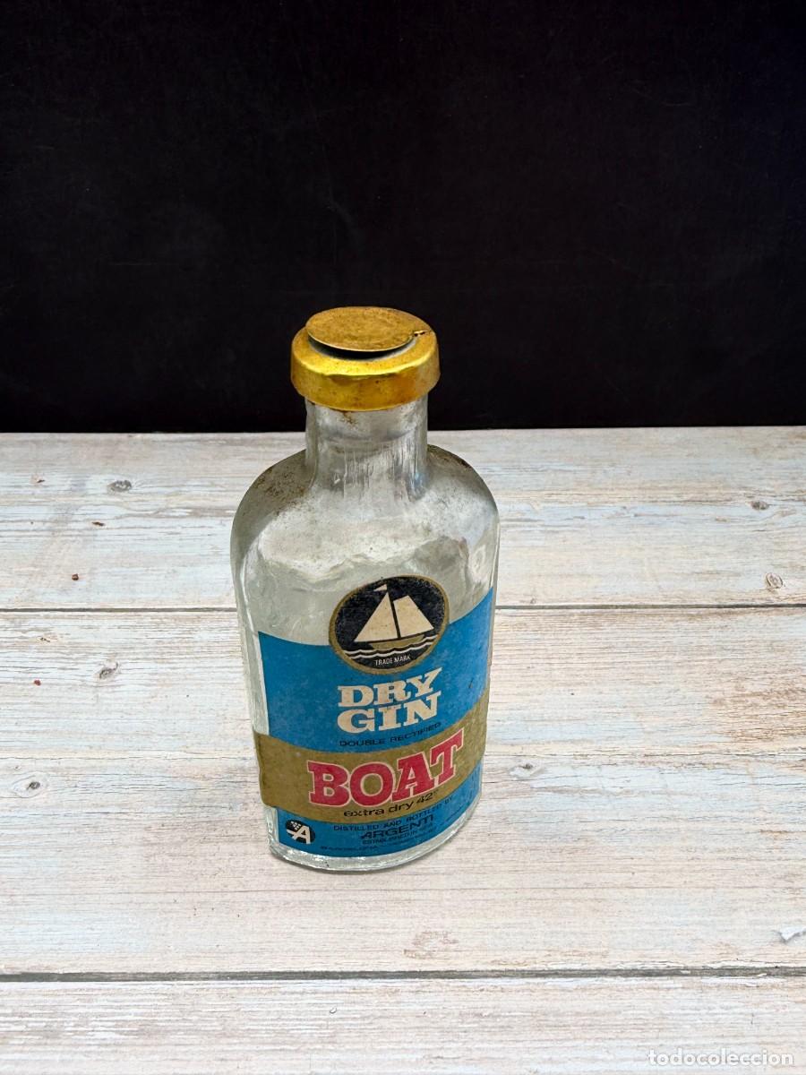 Coleccionismo de vinos y licores: BOTELL&Iacute;N. GINEBRA. DRY GIN. BOAT.