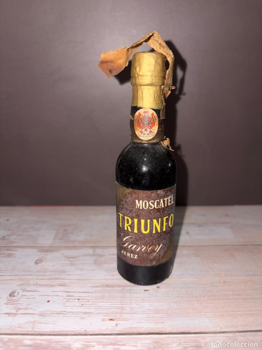 Coleccionismo de vinos y licores: BOTELL&Iacute;N. MOSCATEL TRIUNFO. GARVEY. JEREZ