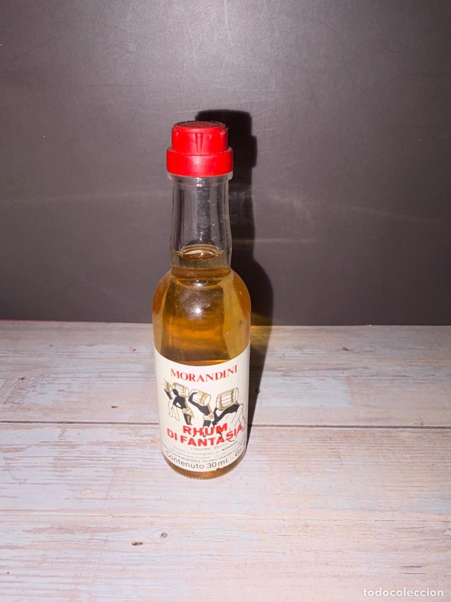 Coleccionismo de vinos y licores: BOTELL&Iacute;N. RON. RHUM DI FANTASIA. MORANDINI