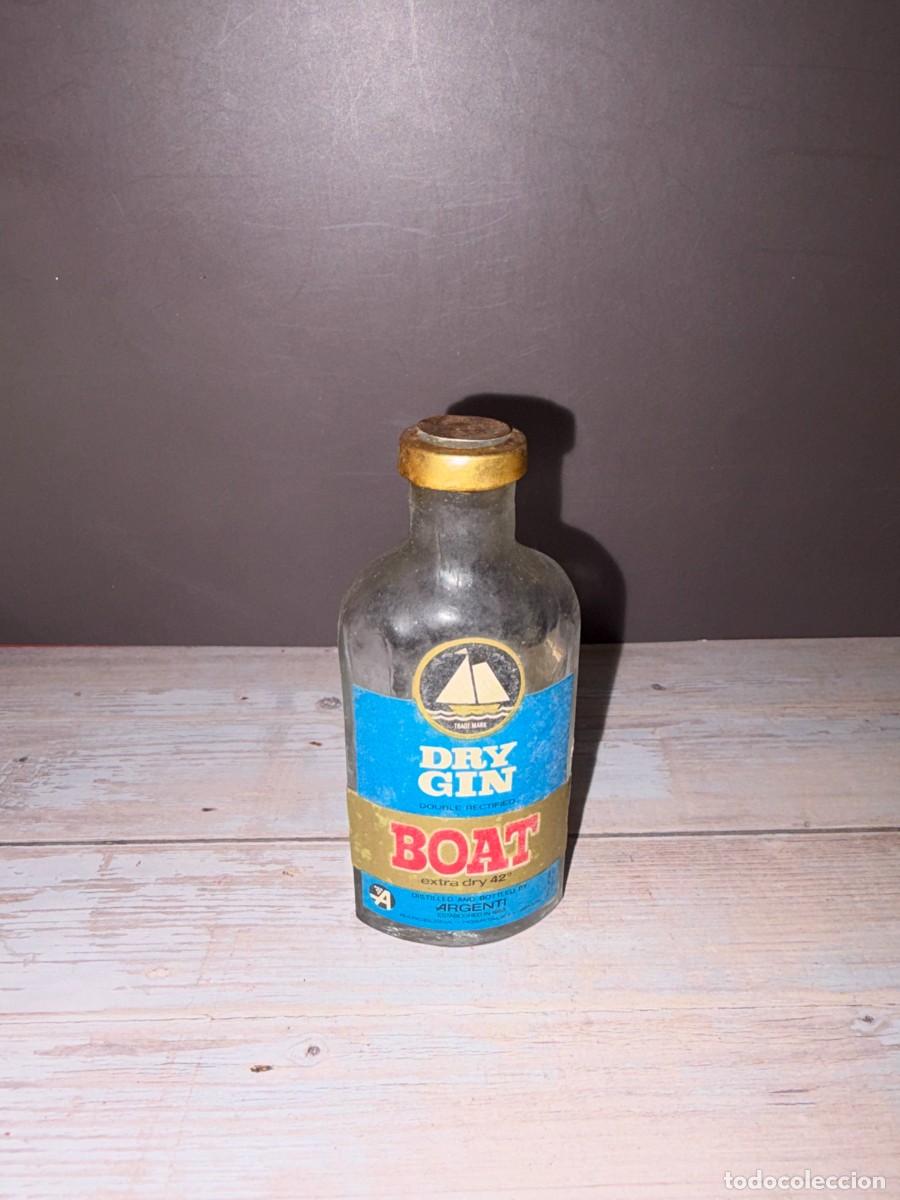 Coleccionismo de vinos y licores: BOTELL&Iacute;N. GINEBRA. DRY GIN. BOAT