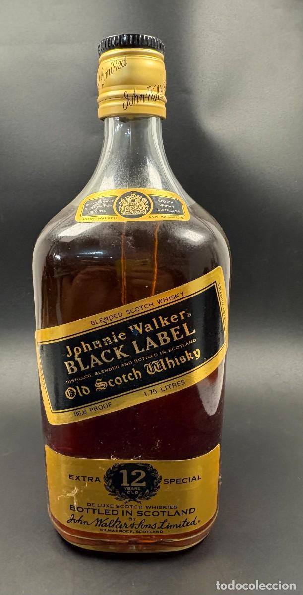 Coleccionismo de vinos y licores: Whisky Johnnie Walker Black Label 12 A&ntilde;os Botella Vintage 1.75L con Asa