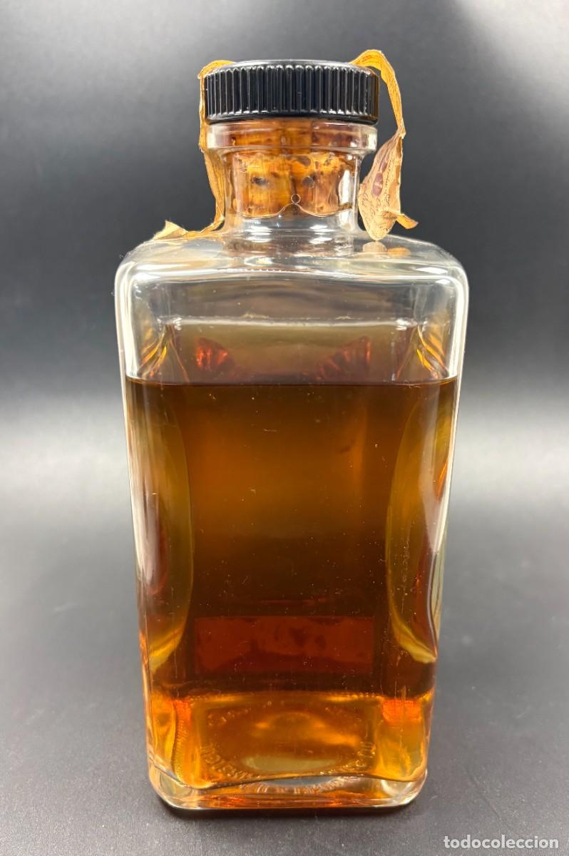 Coleccionismo de vinos y licores: Antigua Botella Whisky J&B 20 A&ntilde;os - Finest Malt Scotch Whisky - D&eacute;cada de 1970 - Edici&oacute;n Decantador