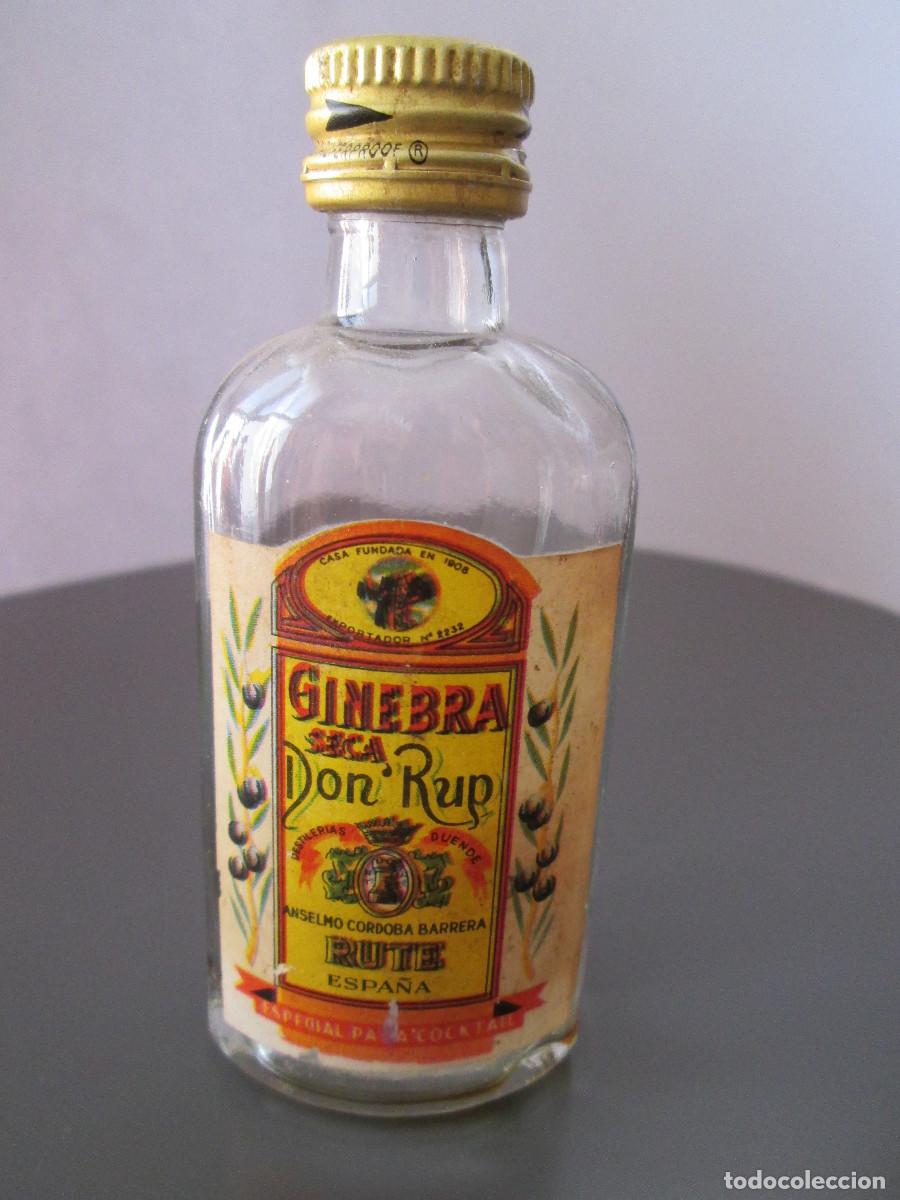 Coleccionismo de vinos y licores: BOTELLIN MINIATURA LICOR - GINEBRA SECA DON ' RUP - RUTE - VACIA