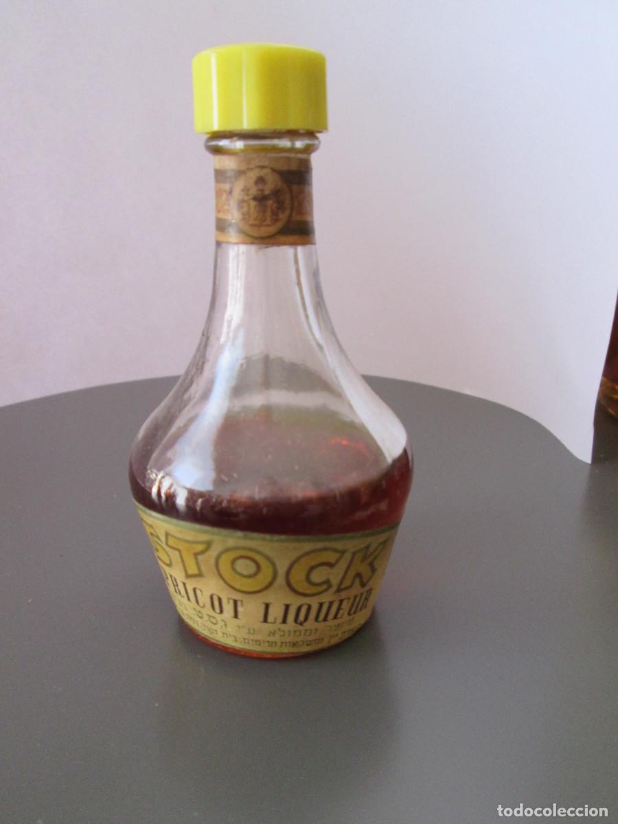 Coleccionismo de vinos y licores: BOTELLIN MINIATURA LICOR - STOCK - APRICOT LICOR - MEDIA