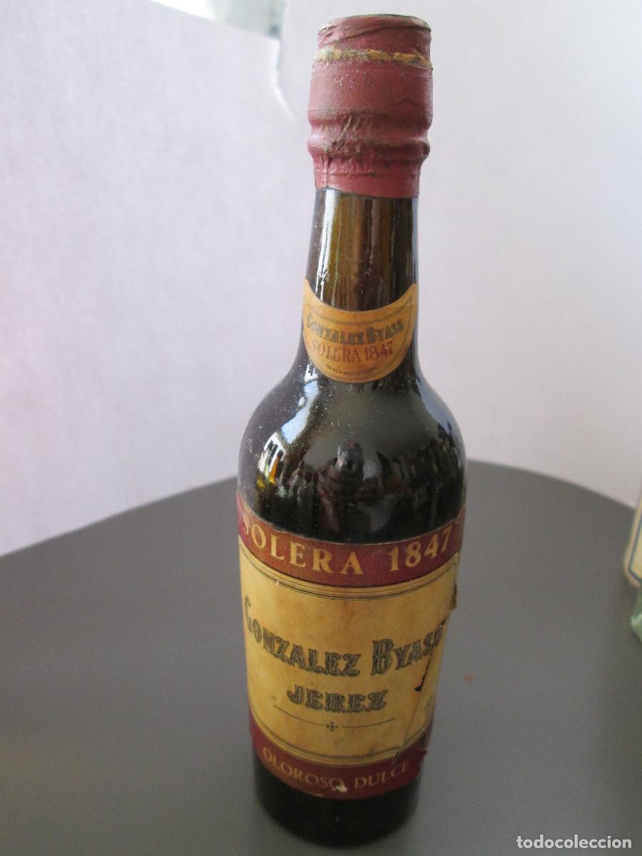 Coleccionismo de vinos y licores: BOTELLIN MINIATURA LICOR - JEREZ SOLERA 1847 - OLOROSO DULCE - GONZALEZ BYASS - LLENA