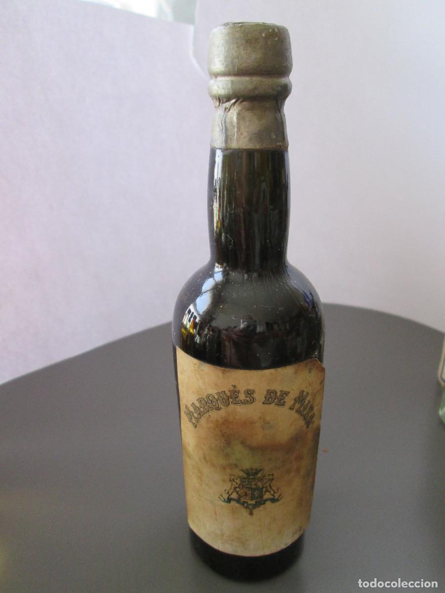 Coleccionismo de vinos y licores: BOTELLIN MINIATURA LICOR - MARQUES DE MISA - LLENA