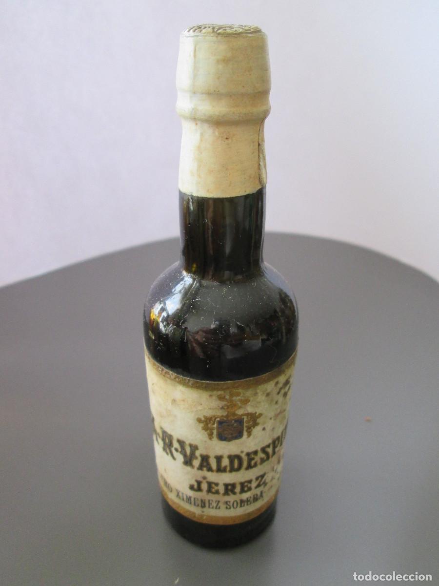 Coleccionismo de vinos y licores: BOTELLIN MINIATURA LICOR -A.R. VALDESPINO - JEREZ - PEDRO XIMENEZ SOLERA