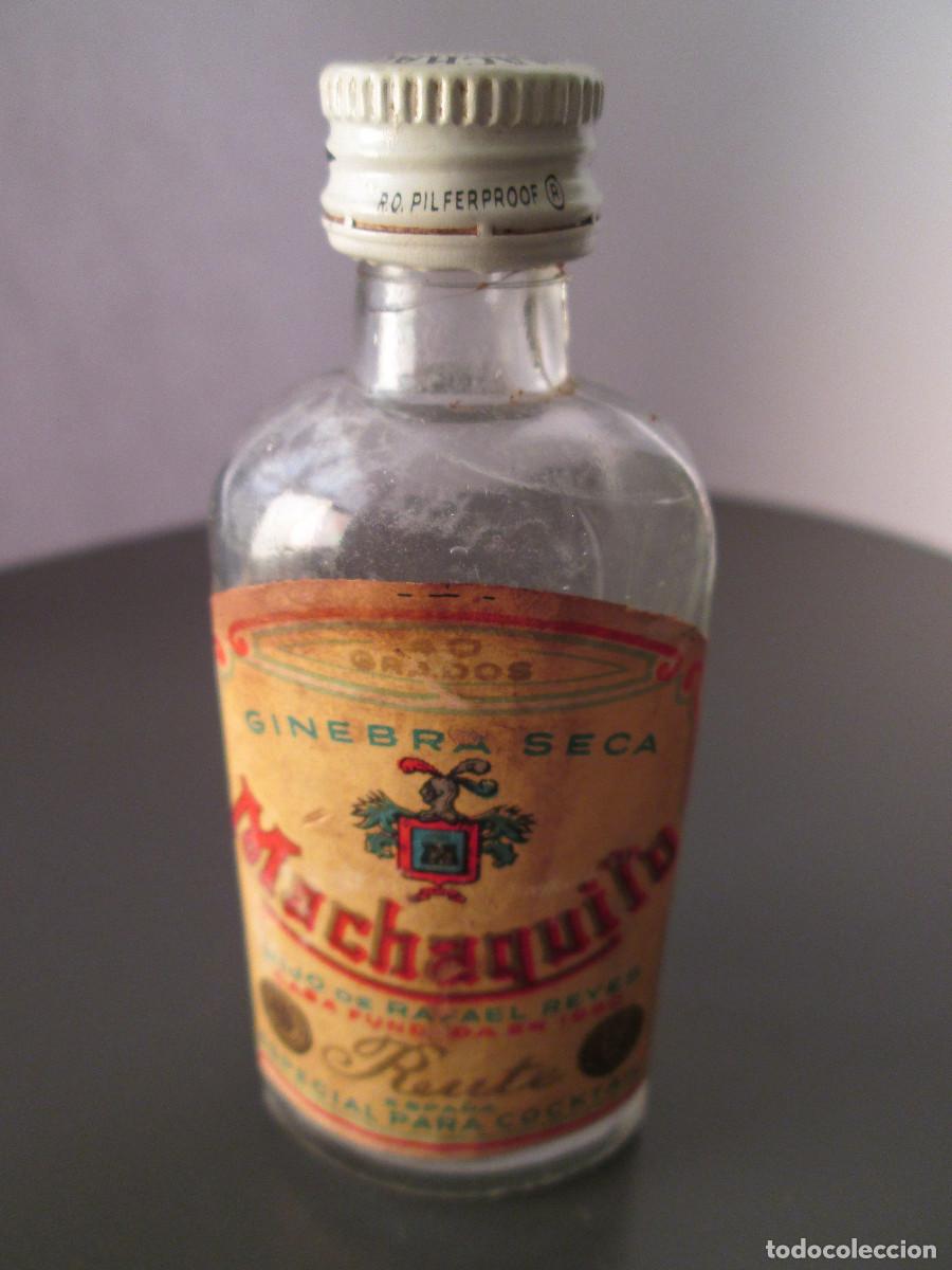 Coleccionismo de vinos y licores: BOTELLIN MINIATURA LICOR - GINEBRA SECA MACHAQUITO - RUTE - ESPECIAL PARA COCKTAIL - MEDIA