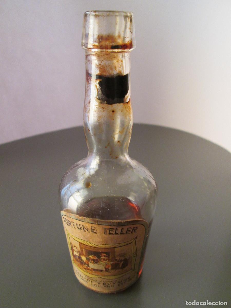 Coleccionismo de vinos y licores: BOTELLIN MINIATURA LICOR - FORTUNE TELLER - FALTA TAPON
