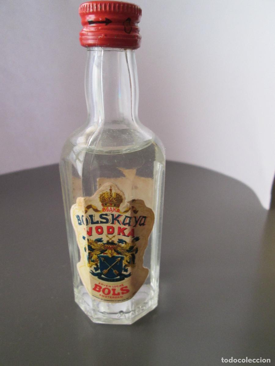 Collectionnisme de vins et liqueurs: BOTELLIN MINIATURA LICOR - VODKA BOLSKAYA - BOLS - LLENA