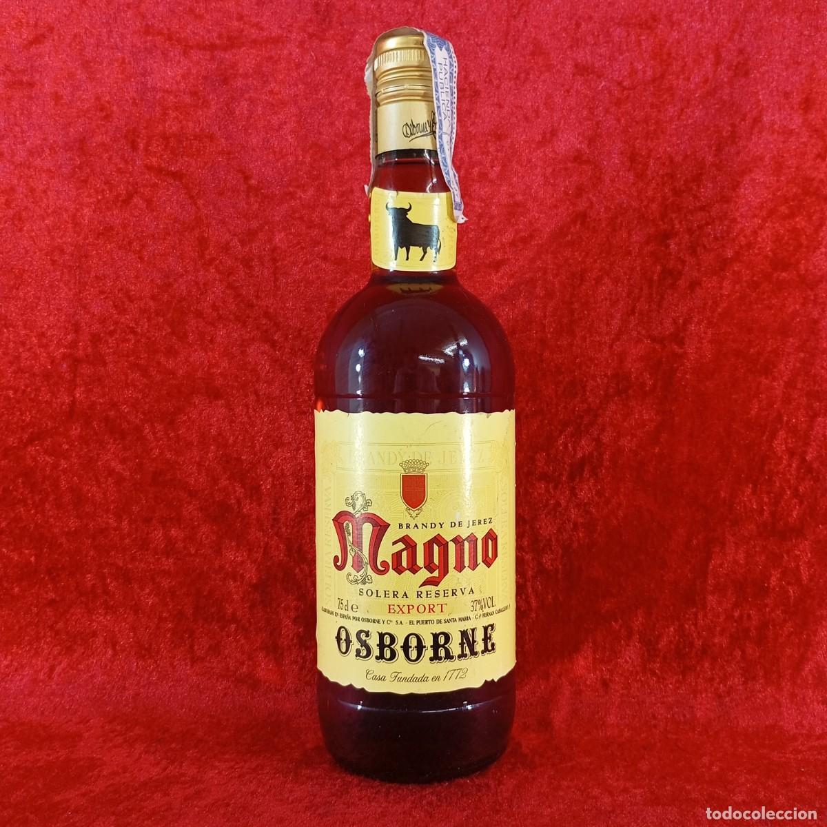 Collection of wines and liquors: BOTELLA - BRANDY - MAGNO - SOLERA RESERVA - EXPORT - BRANDY DE JEREZ