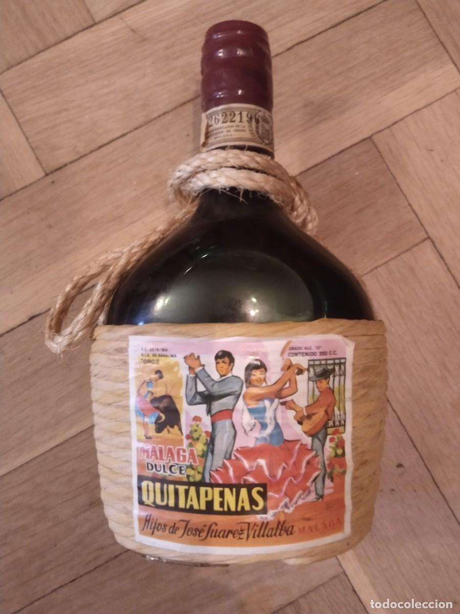 Coleccionismo de vinos y licores: M&aacute;laga Dulce, QUITAPENAS, Hijos de Jos&eacute; Su&aacute;rez Villalba. 350 cc. Est&aacute; totalmente completa