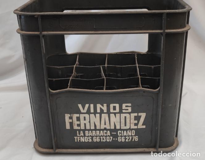 Coleccionismo de vinos y licores: ANTIGUA CAJA DE PLASTICO, VINOS FERNANDEZ, LA BARRACA, CIA&Ntilde;O, A&Ntilde;OS 70, 1&ordf;