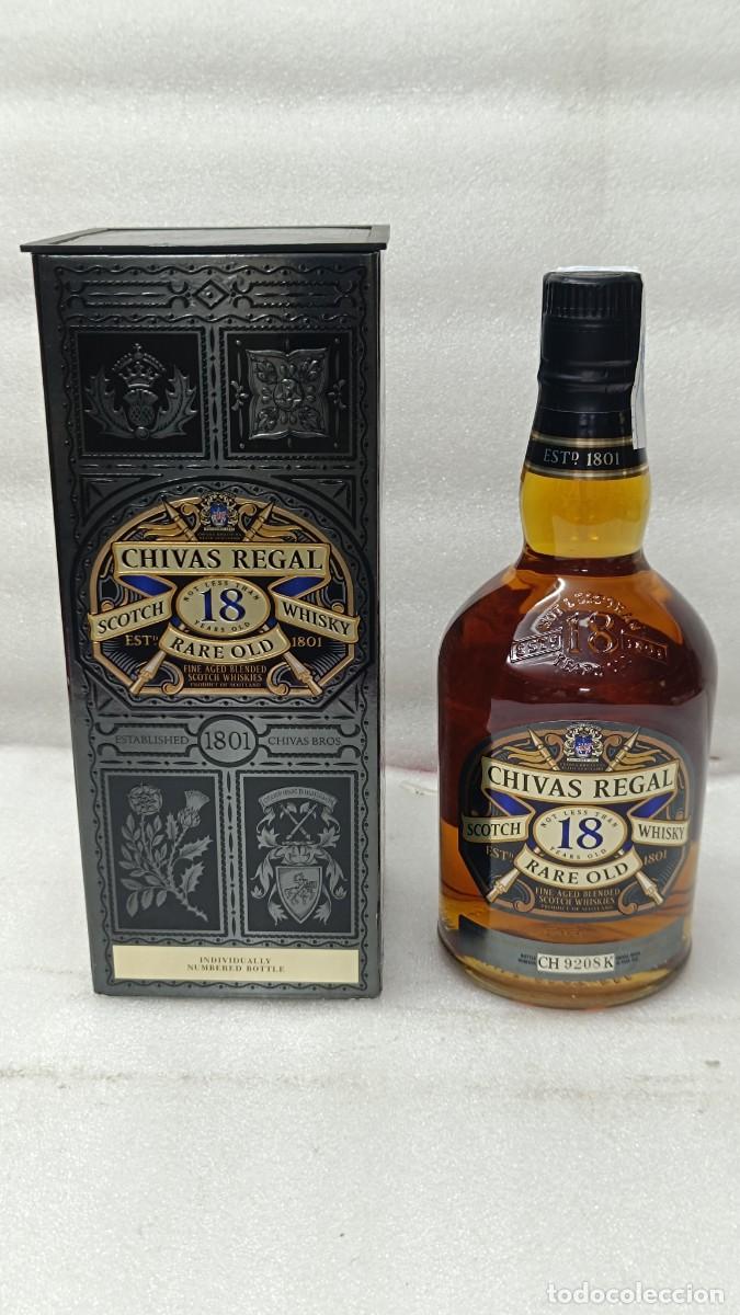 Sammlung von Weinen und Lik&ouml;ren: BOTELLA CHIVAS REGAL RARE OLD SCOTCH WHISKY 18 YEARS OLD.PRECINTADA