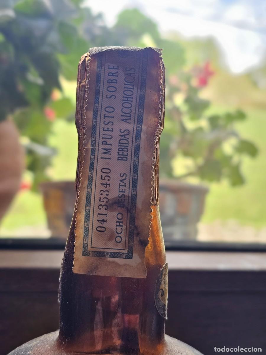 Coleccionismo de vinos y licores: Licor de hierbas Tizona del Cid 8 pesetas